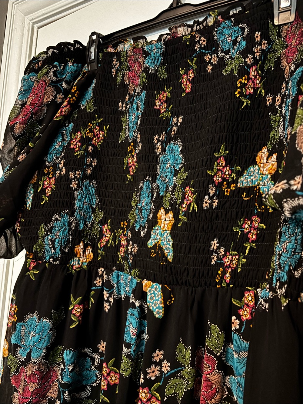 Lauren Conrad Black dress with blue and red floral print size 2x - Picture 4 of 9